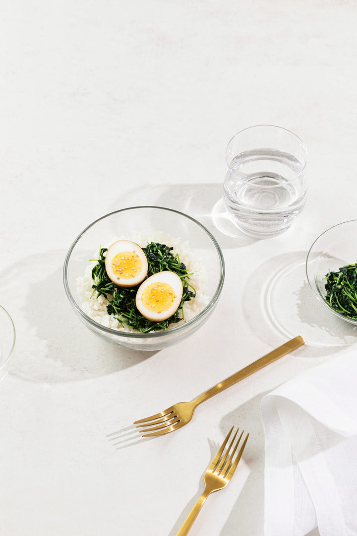 Rice bowls with garlicky pea shoots